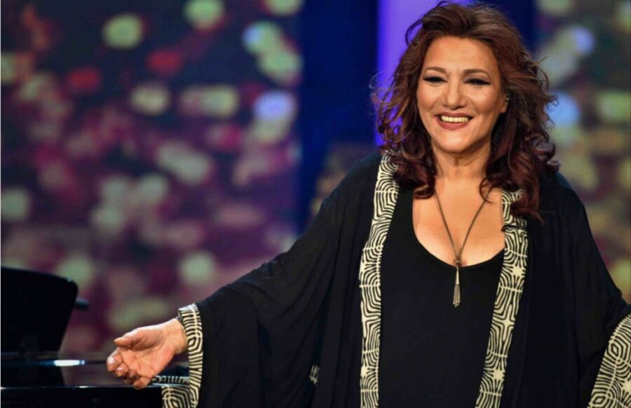 Διάσημοι Έλληνες καλλιτέχνες με τσιγγάνικη καταγωγή 