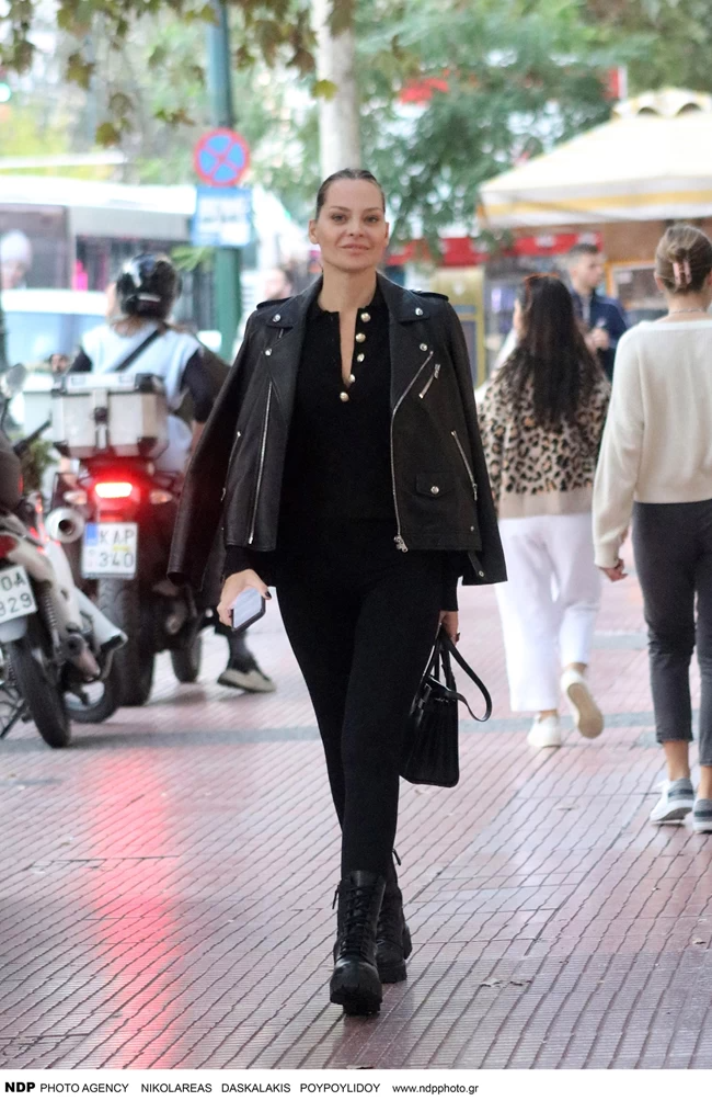 Υβόννη Μπόσνιακ ψώνια 