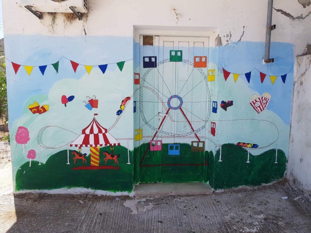 Νεαρός δάσκαλος σε χωριό 500 κατοίκων μεταμόρφωσε το σχολείο σε παράδεισο για τα παιδιά - εικόνα 5